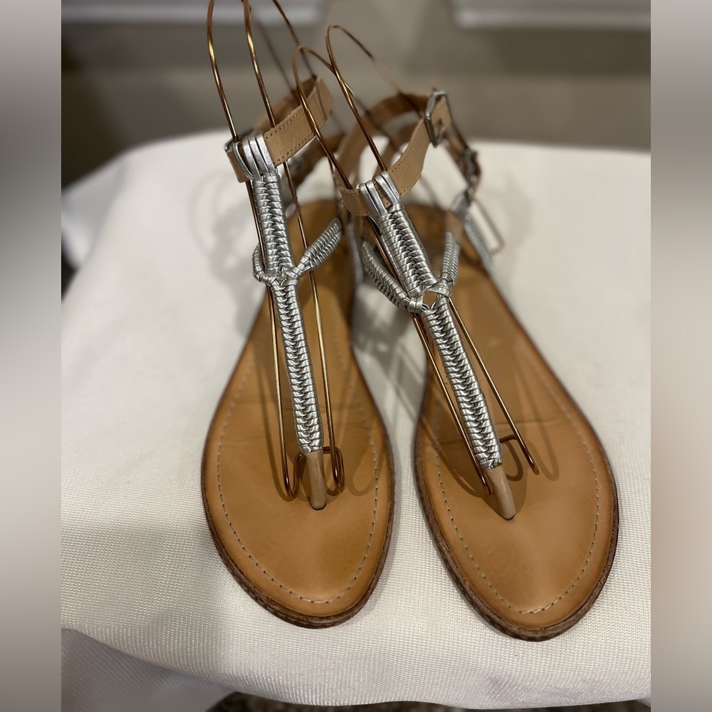 “GIANNI BINI” LEATHER DOUBLE ANKLE STRAP THONG FLAT SANDALS- 10 - Picture 2 of 8
